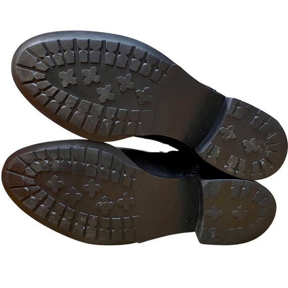 💗Cole Haan Leather Low Stacked Heel Tall (17”) Boot w/ hidden zipper, 1.5” Heel - Picture 10 of 12